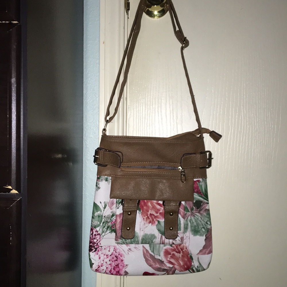Euc floral crossbody w adjustable shoulder strap